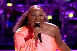 Taylor Deneen The Voice 2023 Knockouts  Sweet Thing  Rufus  Chaka Khan  Season 24