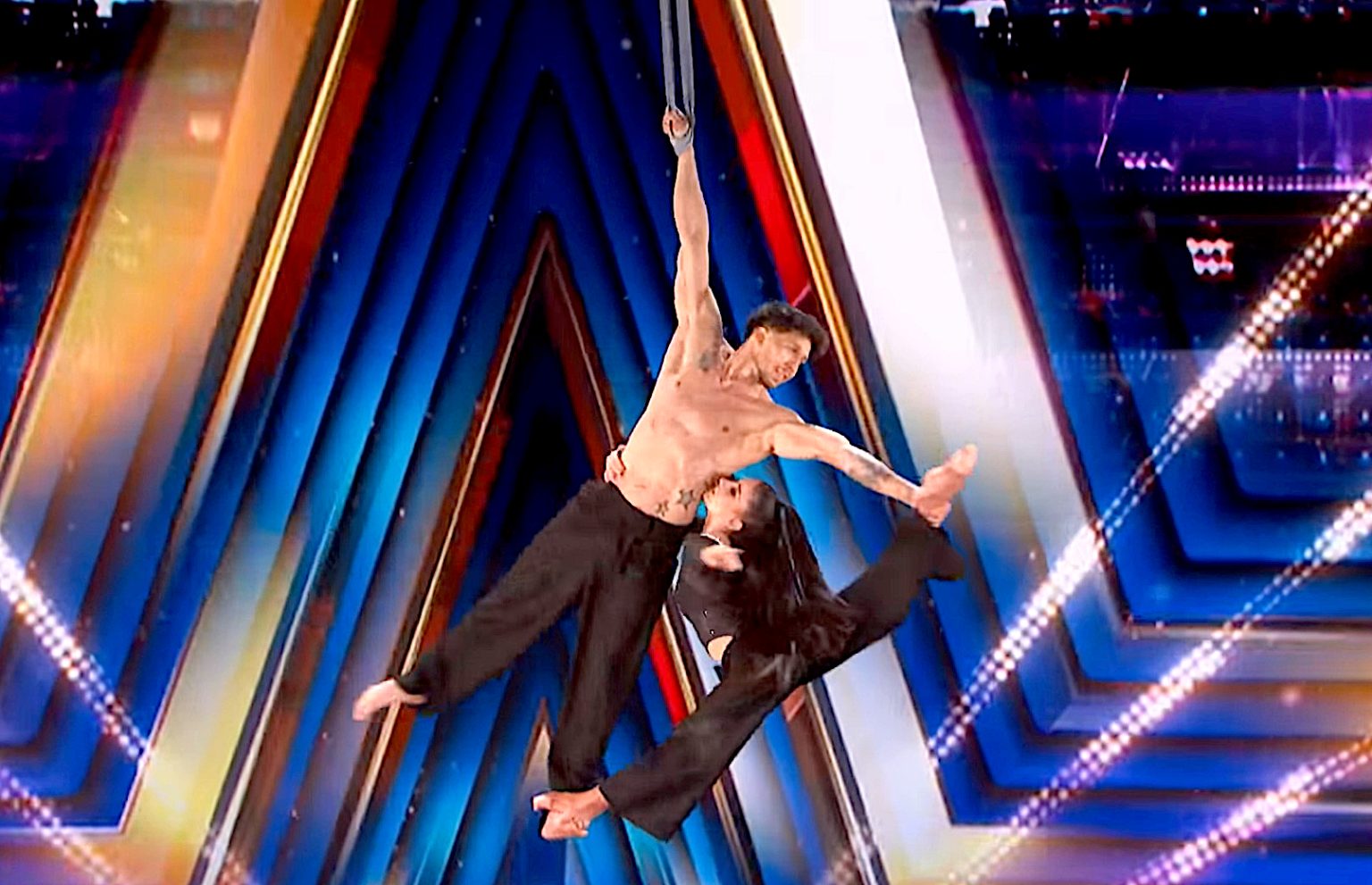 Sebastian & Sonia AGT 2024 Audition, Season 19, Aerial Duo Startattle