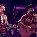 Jake Tankersley, Brad Sample The Voice 2024 Battles “Stuck on You” Lionel Richie, Season 26